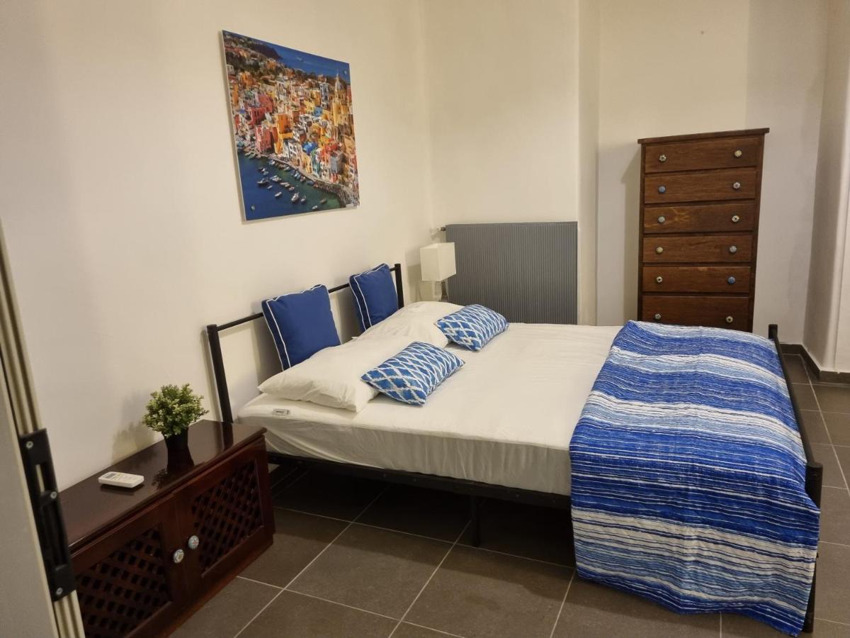 Napoli Sottosopra Chiaia Apartment Ngoại thất bức ảnh