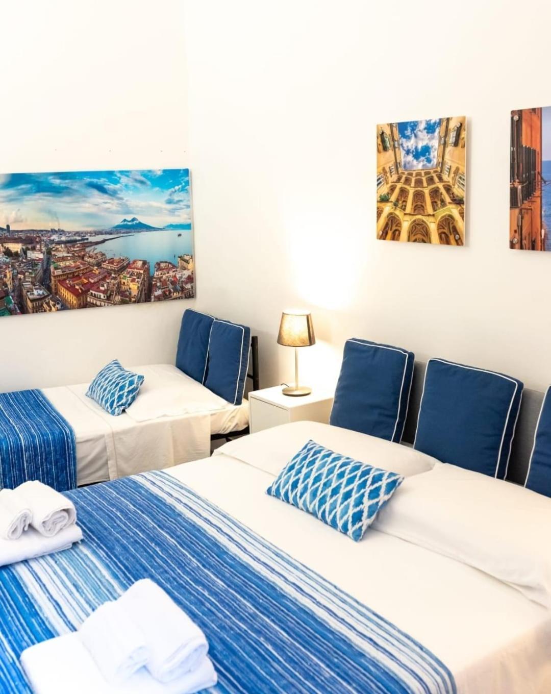 Napoli Sottosopra Chiaia Apartment Ngoại thất bức ảnh